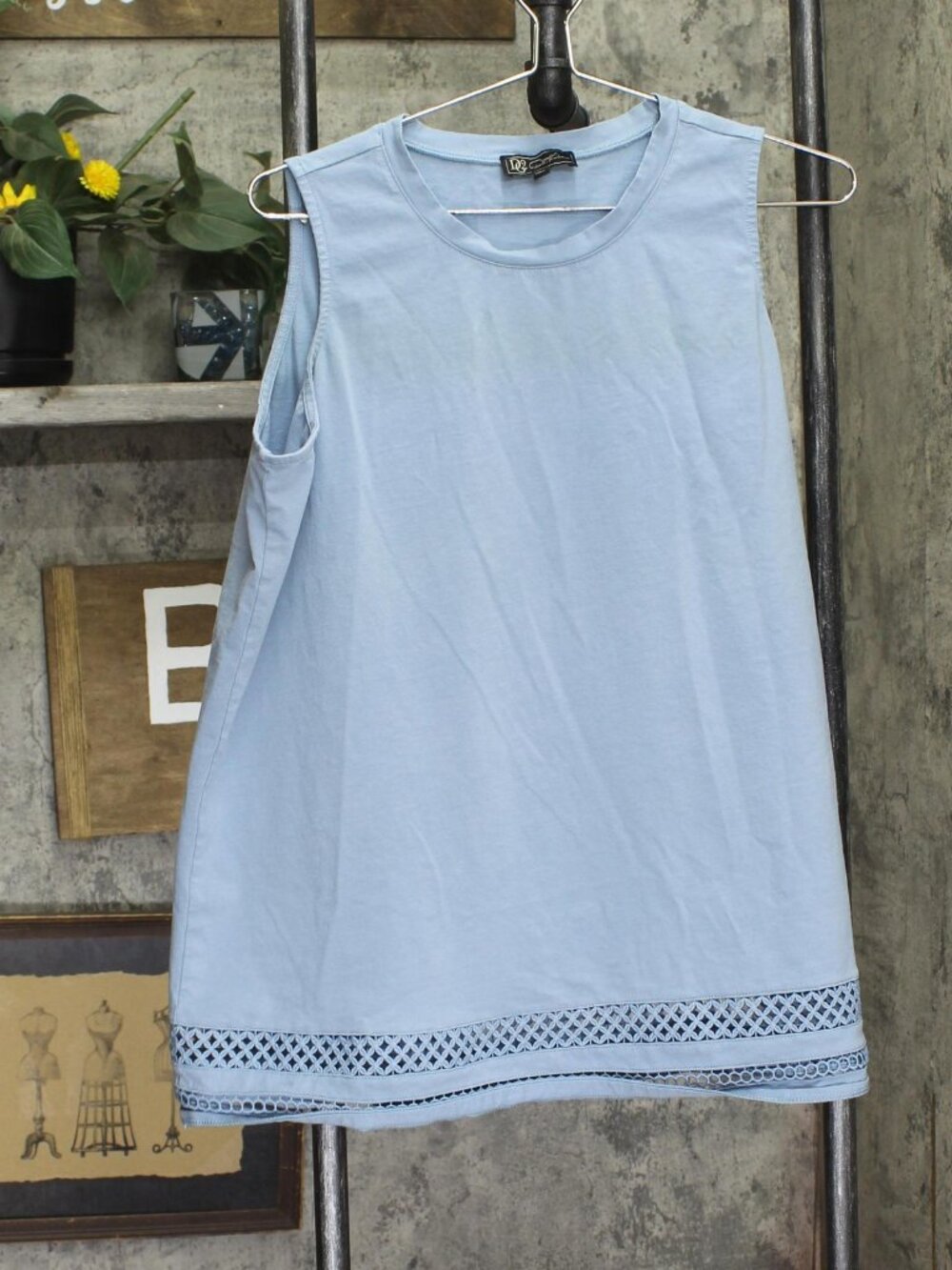 Dg2 Blue By Diane Gilman Knit Sleeveless Crochet Trim Shirt Top Xl Sz XL